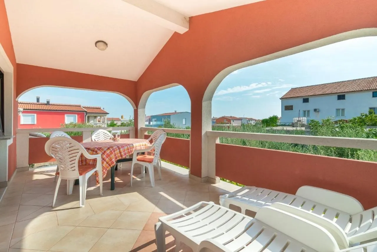 Apartment Vir 16768B 0*,  Croatia